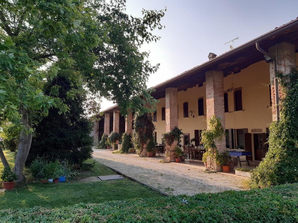 B&B Santa Cristina Монтикьяри Экстерьер фото