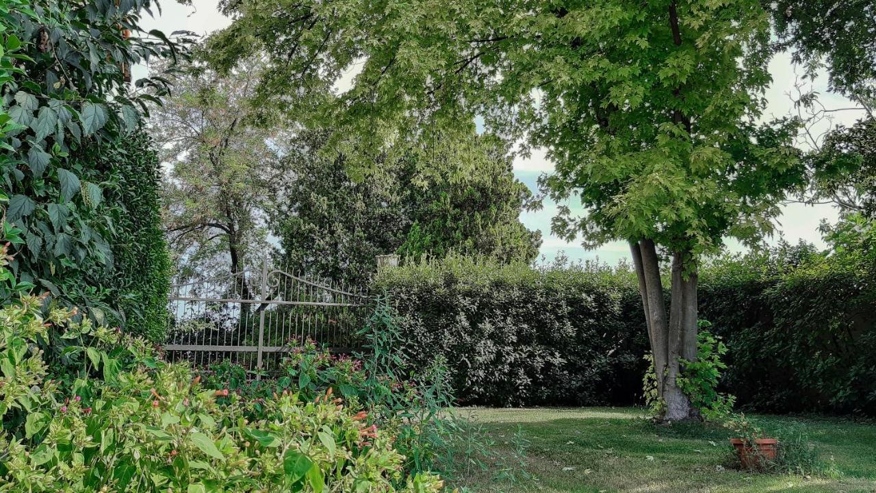 B&B Santa Cristina Монтикьяри Экстерьер фото