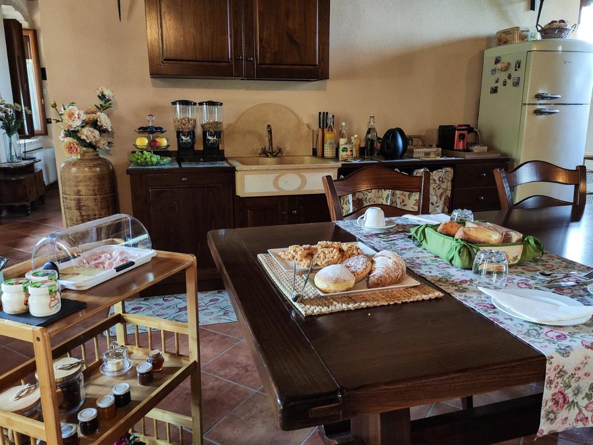 B&B Santa Cristina Монтикьяри Экстерьер фото