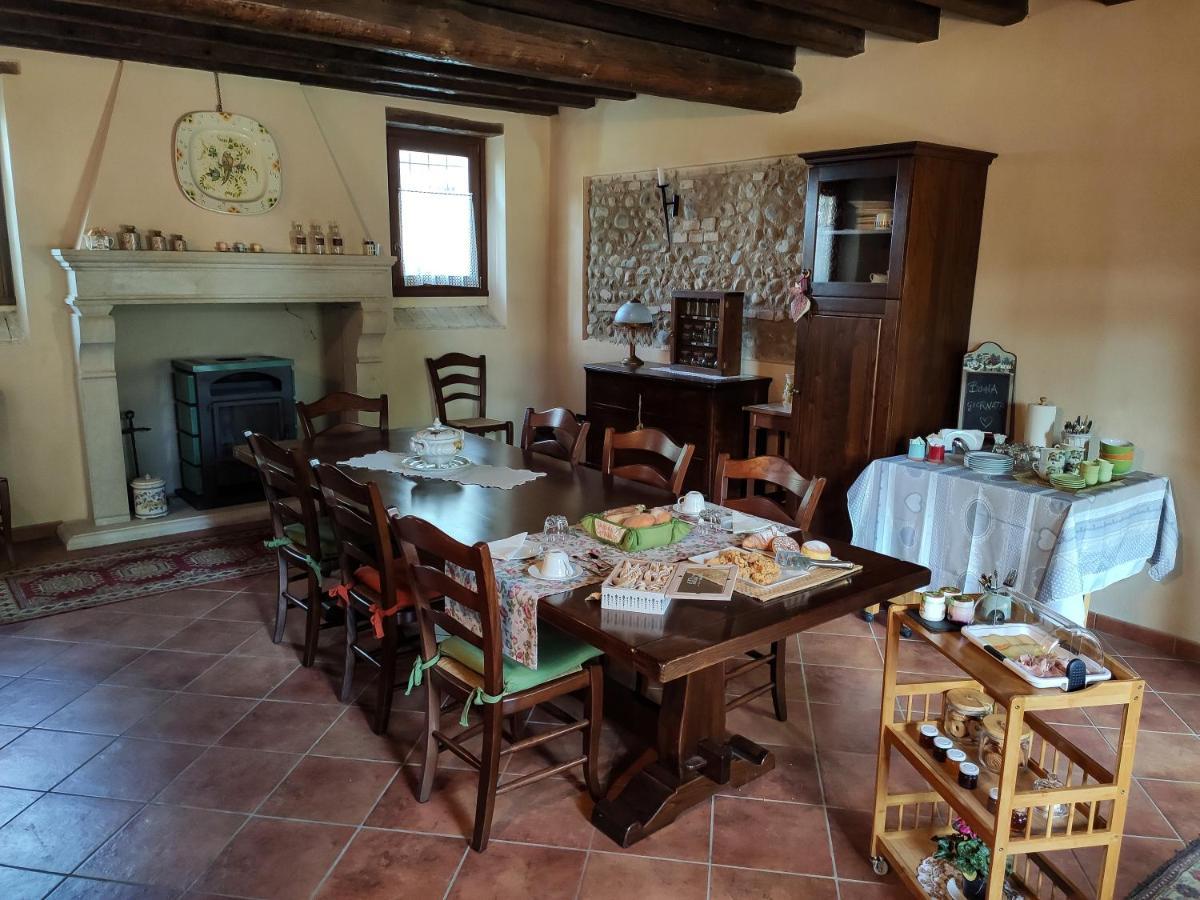 B&B Santa Cristina Монтикьяри Экстерьер фото